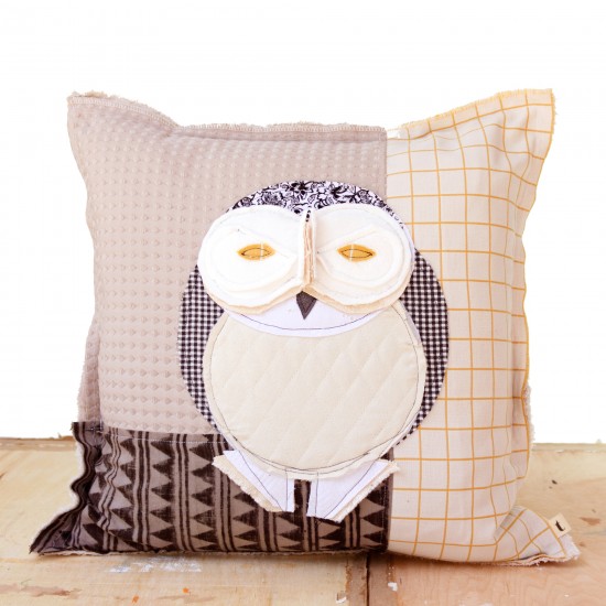 Snowy Owl - Artist Pillows Canadian Owls Collection